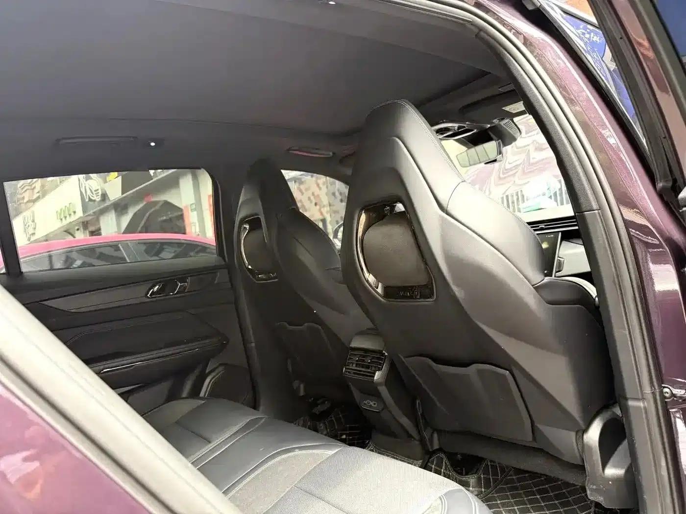Lynk & Co 01 EM-P 2021 1.5TD PHEV Halo — миниатюра 4