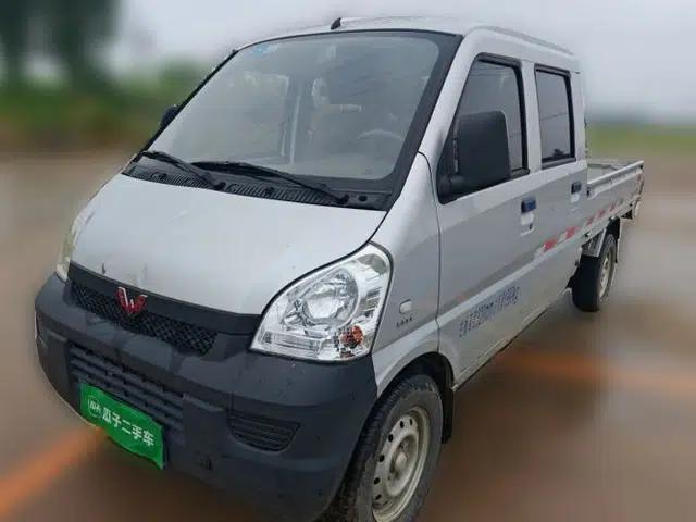 Wuling Rongguang Small Truck 2020 1.5L Base Version China VI Standard Double-Cab L3C