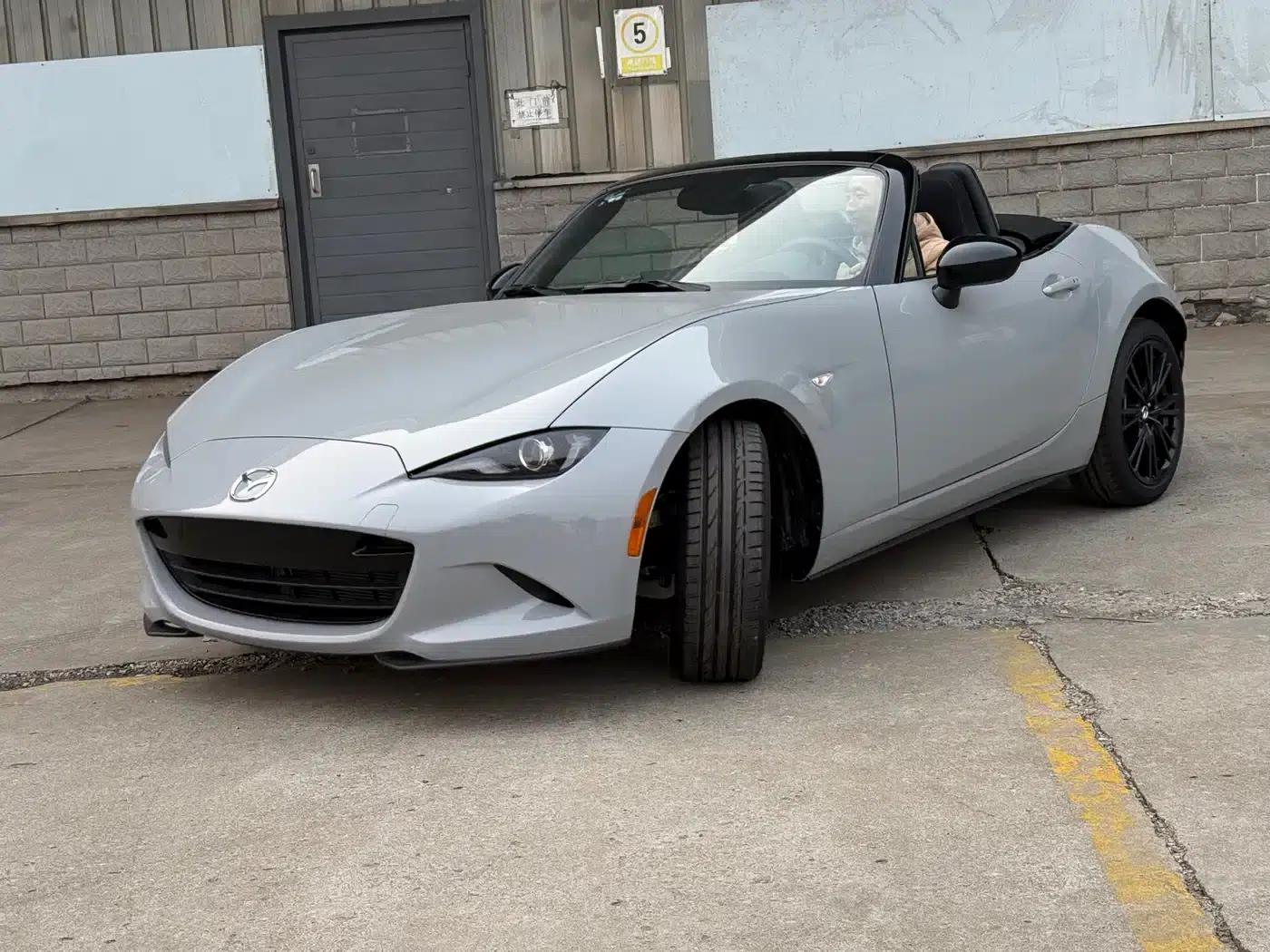 Mazda MX-5 2025 2.0L Manual — миниатюра 2