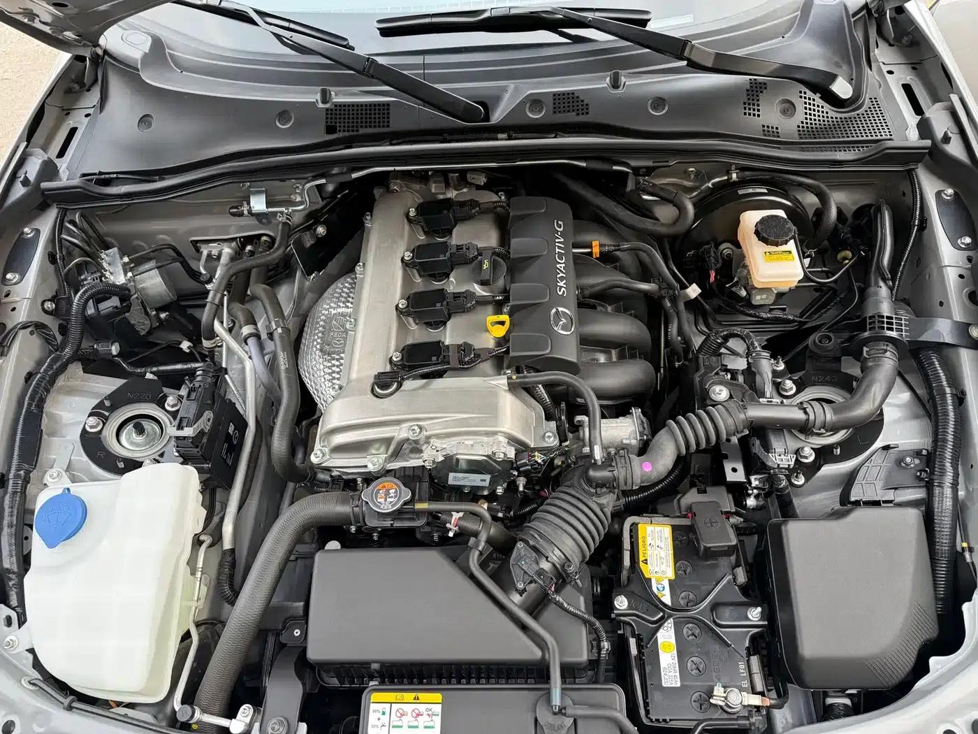 Mazda MX-5 2025 2.0L Manual — миниатюра 17