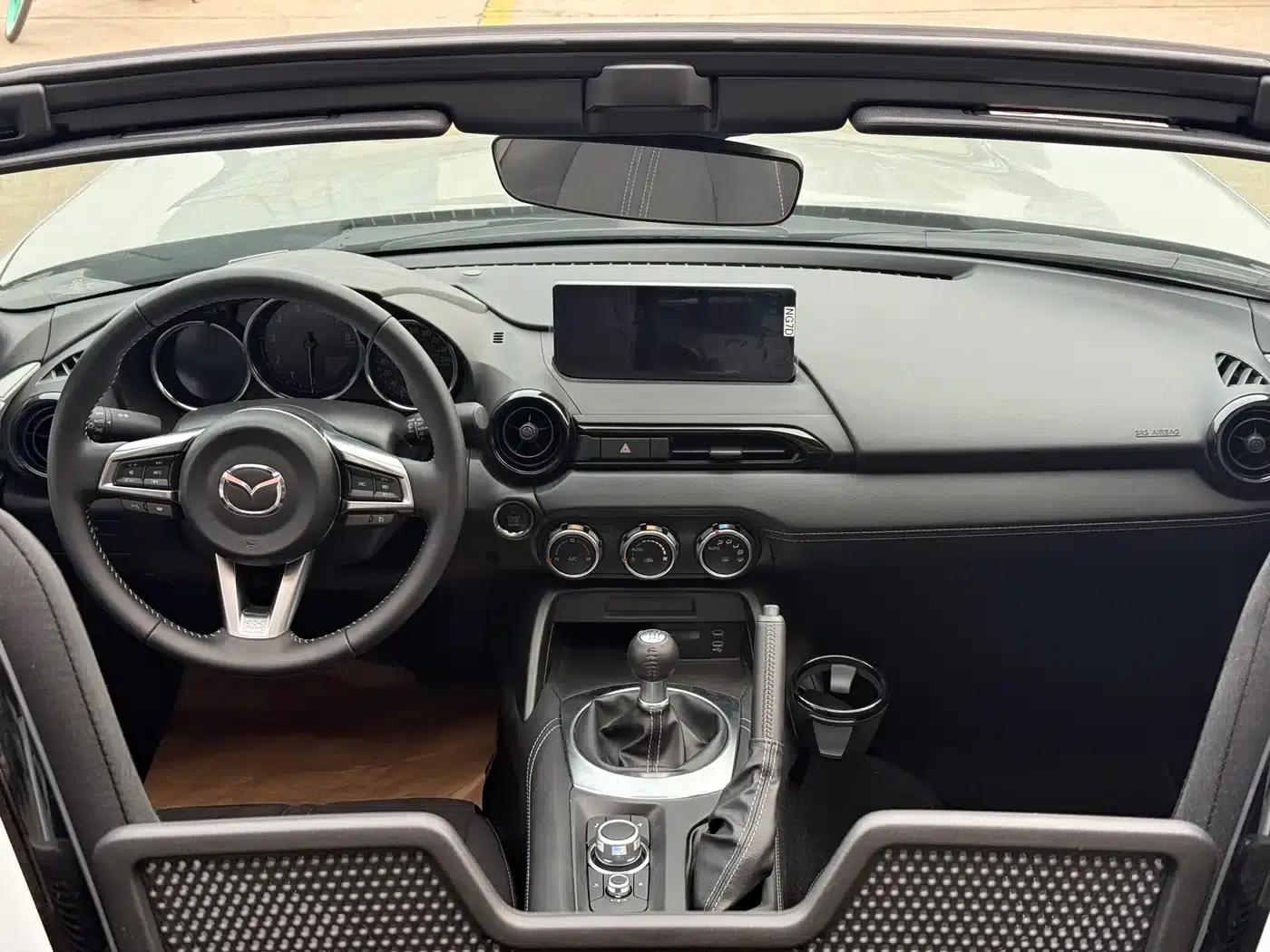Mazda MX-5 2025 2.0L Manual — миниатюра 18