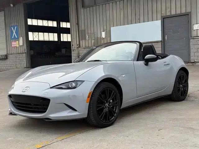 Mazda MX-5 2025 2.0L Manual