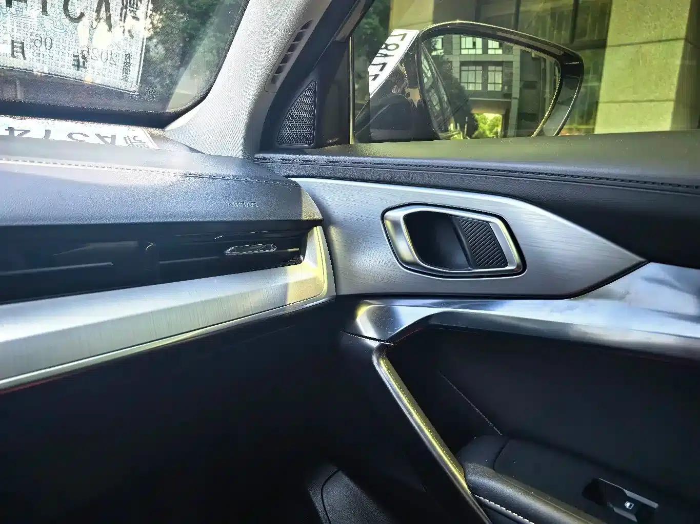 MG ONE 2022 α-Smart Sports Series 1.5T Standard Edition — миниатюра 7