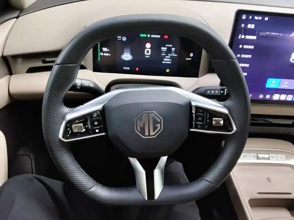 MG ES5 2025 525max Rear-Wheel Drive Intelligent Driving Edition — миниатюра 11