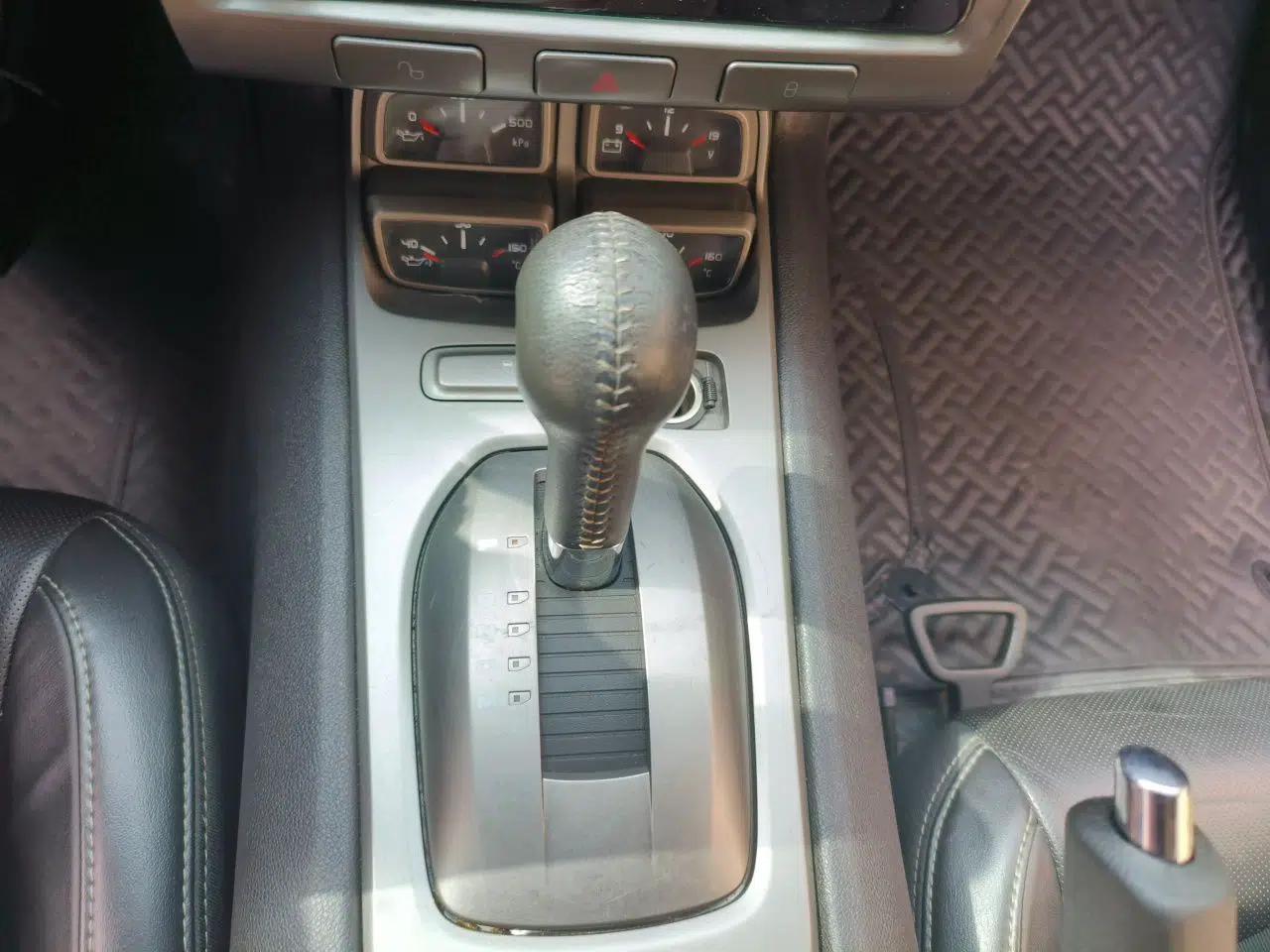 Chevrolet Camaro 2011 3.6L Legendary Performance Edition — миниатюра 14