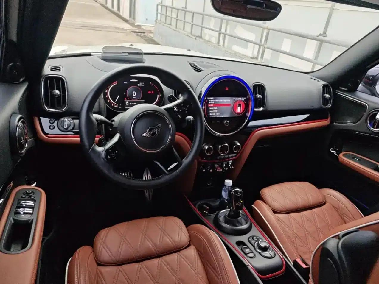 MINI JCW COUNTRYMAN 2022 2.0T JOHN COOPER WORKS ALL-IN — миниатюра 3