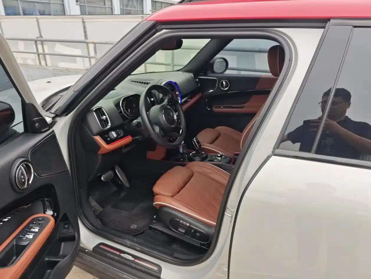 MINI JCW COUNTRYMAN 2022 2.0T JOHN COOPER WORKS ALL-IN — миниатюра 7