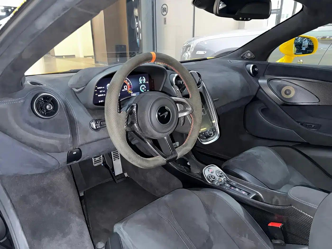 McLaren 600LT 2018 3.8T Coupe — миниатюра 10