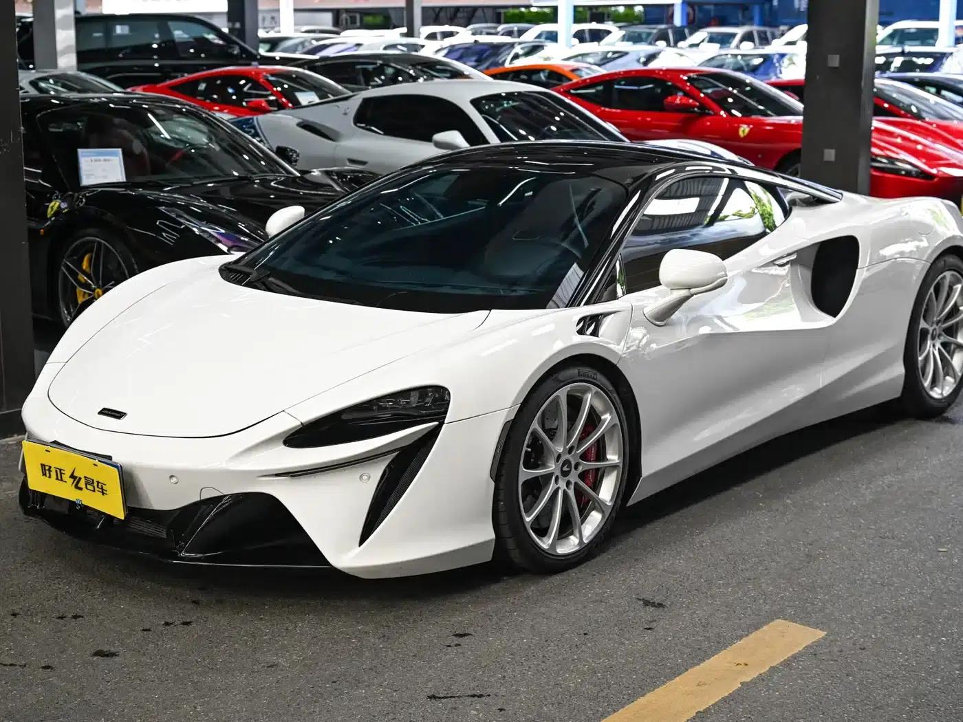 Artura 2023 3.0T Hybrid Standard Model — миниатюра 1