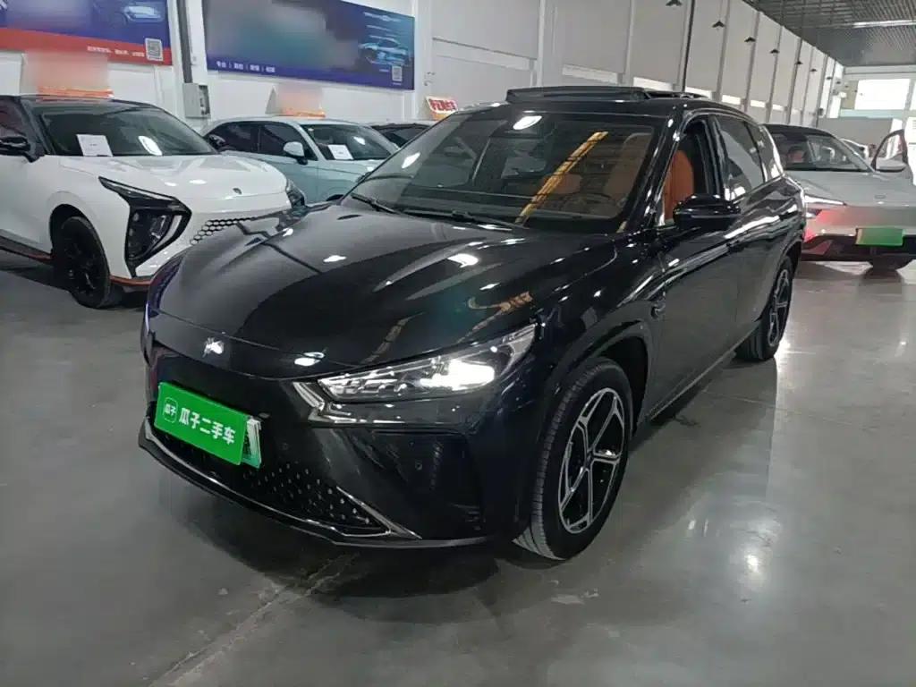 Nezha L 2024 Range Extender 310 Flash Charge Red Edition — миниатюра 2