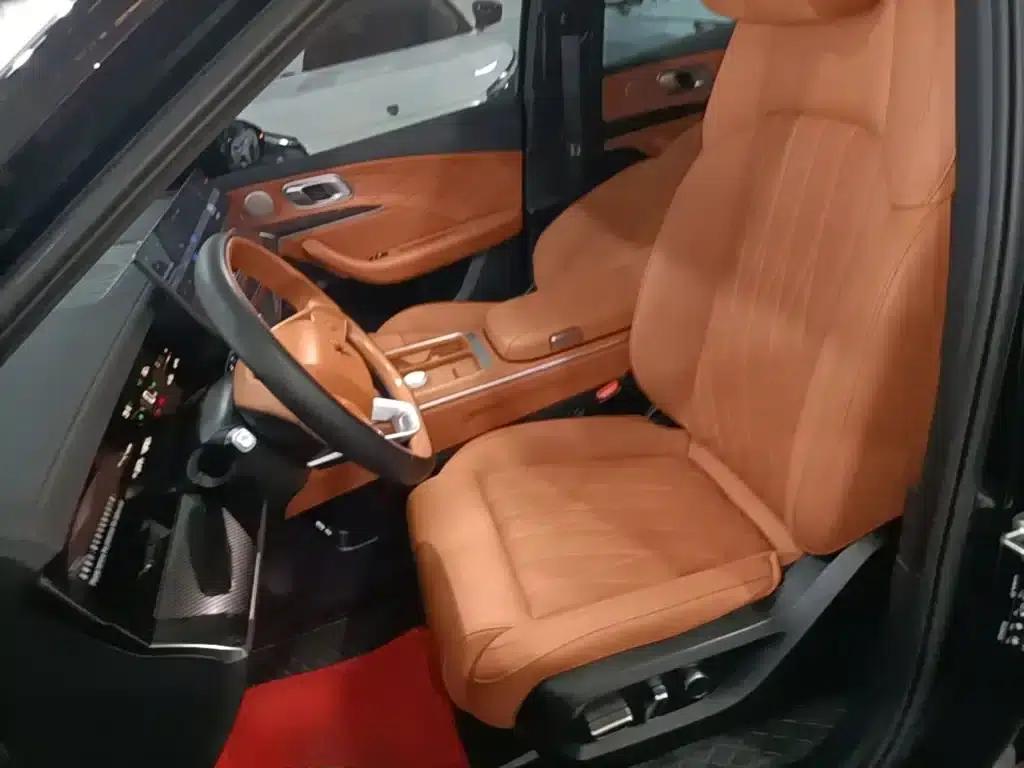 Nezha L 2024 Range Extender 310 Flash Charge Red Edition — миниатюра 15