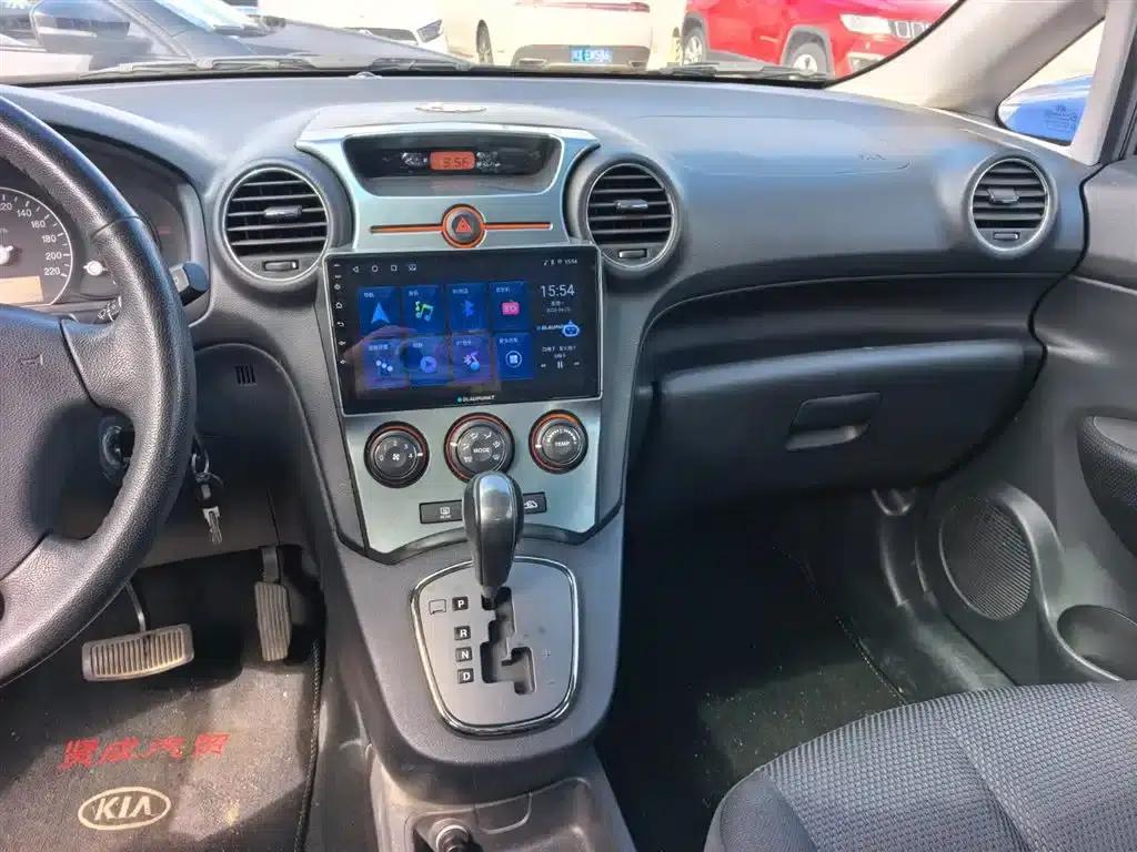Carens 2011 2.0L 7-seater Automatic Standard Edition — миниатюра 12
