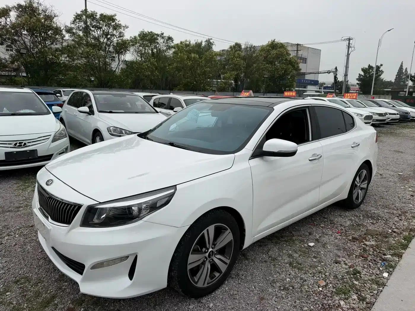 K5 2017 1.8L Automatic GLS — миниатюра 1