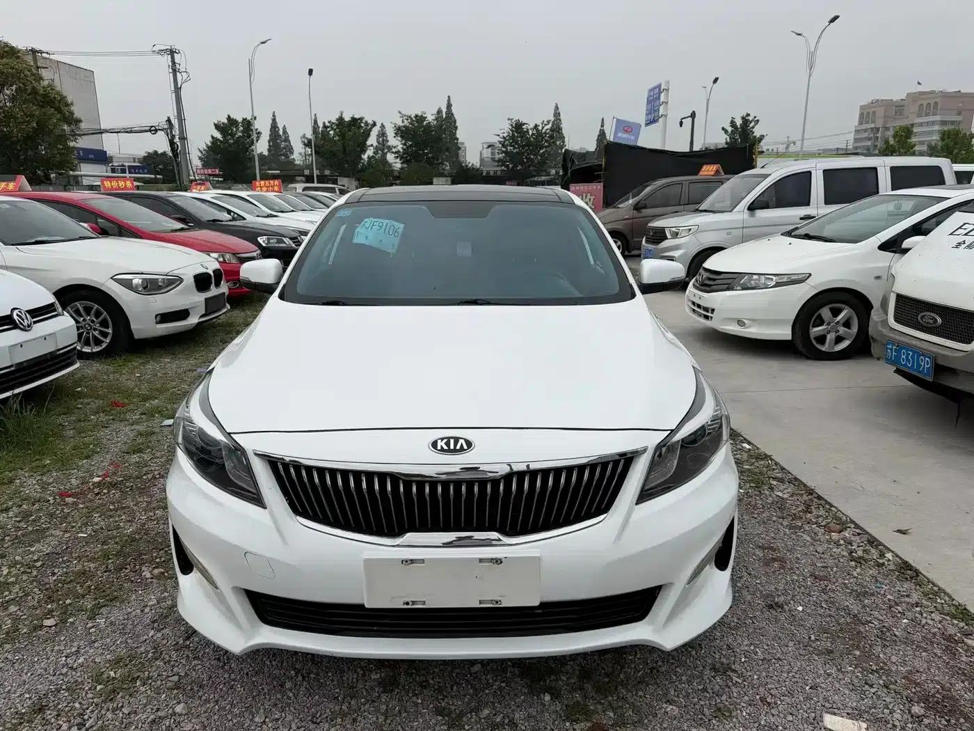 K5 2017 1.8L Automatic GLS — миниатюра 2