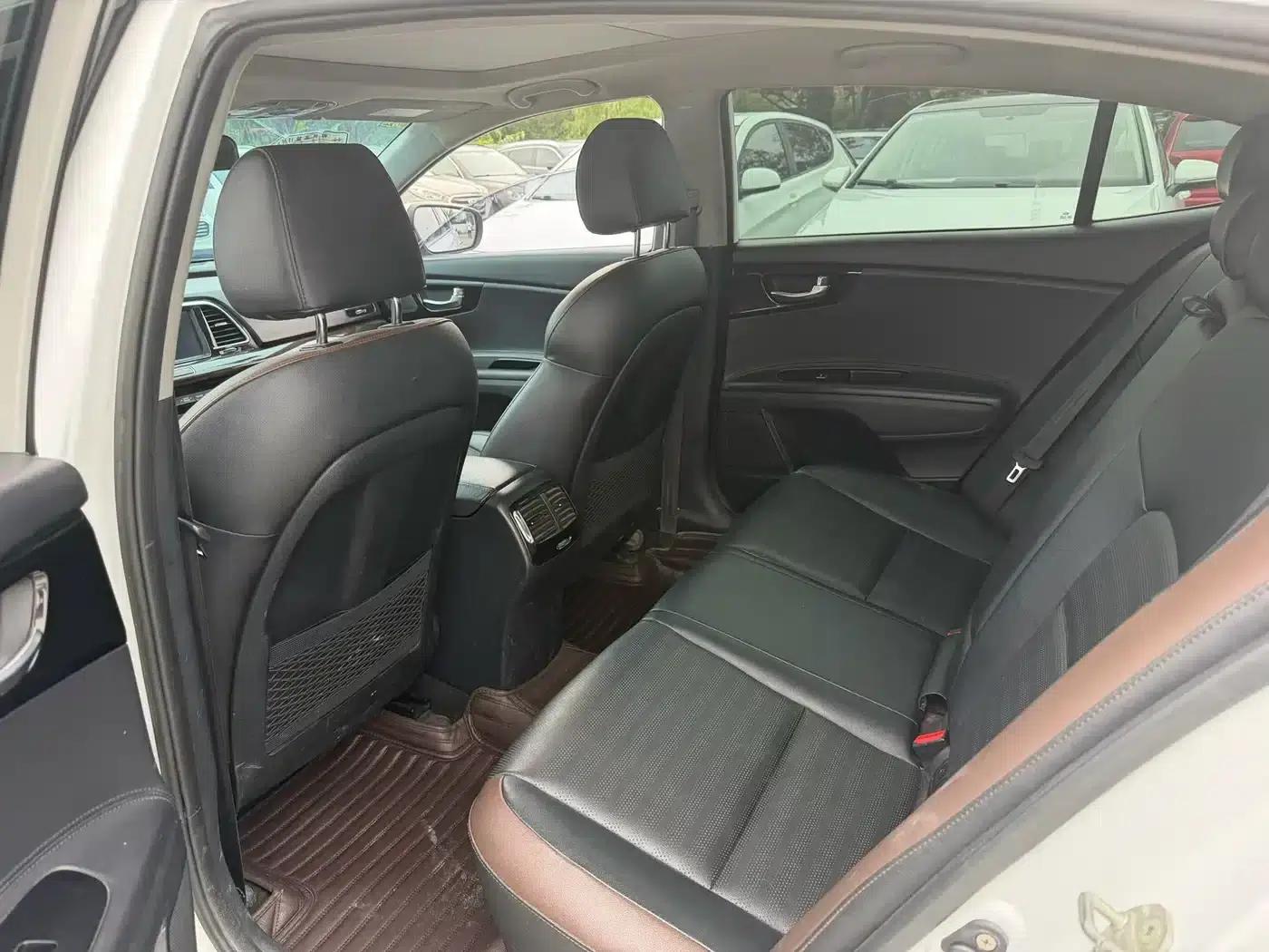 K5 2017 1.8L Automatic GLS — миниатюра 6