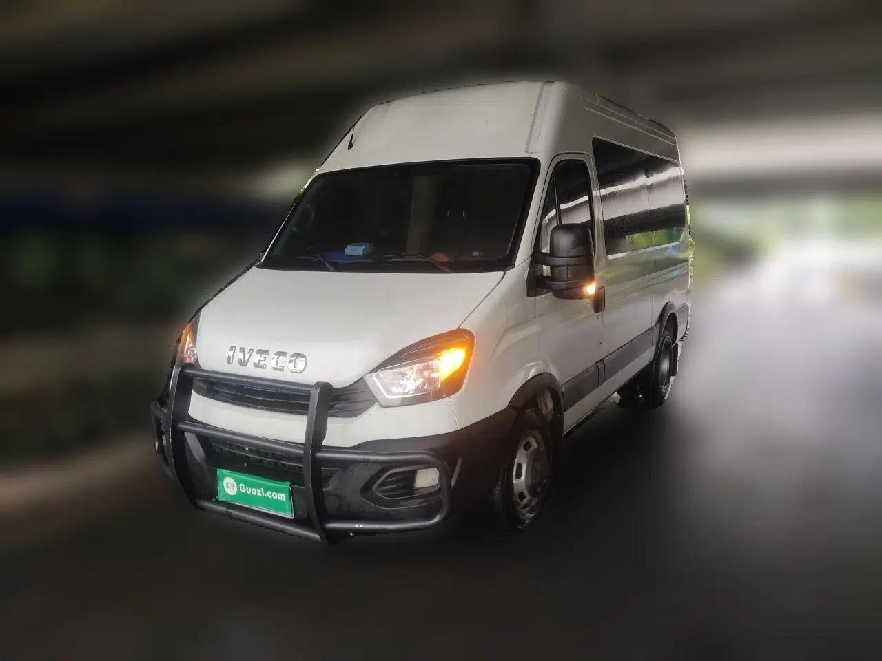 Iveco Eurocargo 2020 2.3T Manual Super Rui Long Wheelbase Short Overhang High Roof High Performance F1A — миниатюра 1