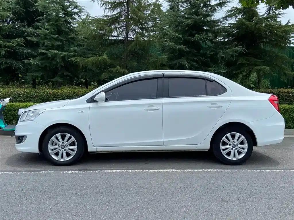 Chery E3 2015 1.5L Manual Smart Edition — миниатюра 16