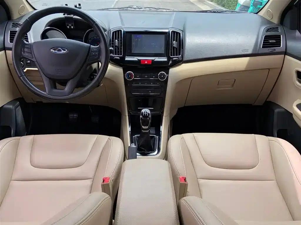 Chery E3 2015 1.5L Manual Smart Edition — миниатюра 10