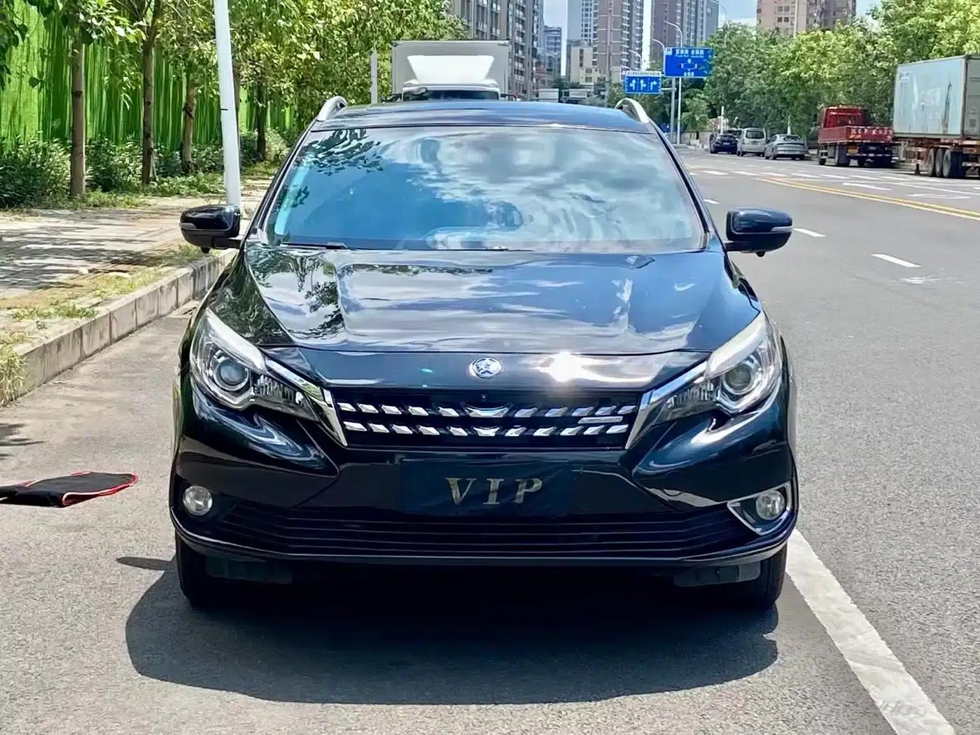 Venucia T90 2017 2.0L CVT Smart Edition — миниатюра 11