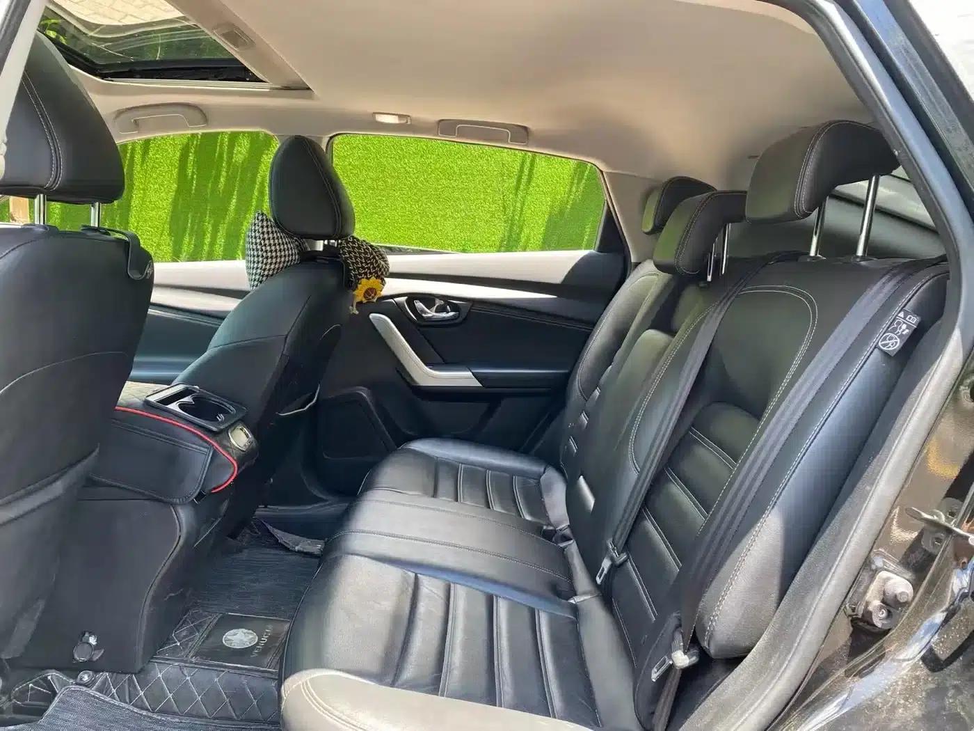 Venucia T90 2017 2.0L CVT Smart Edition — миниатюра 14