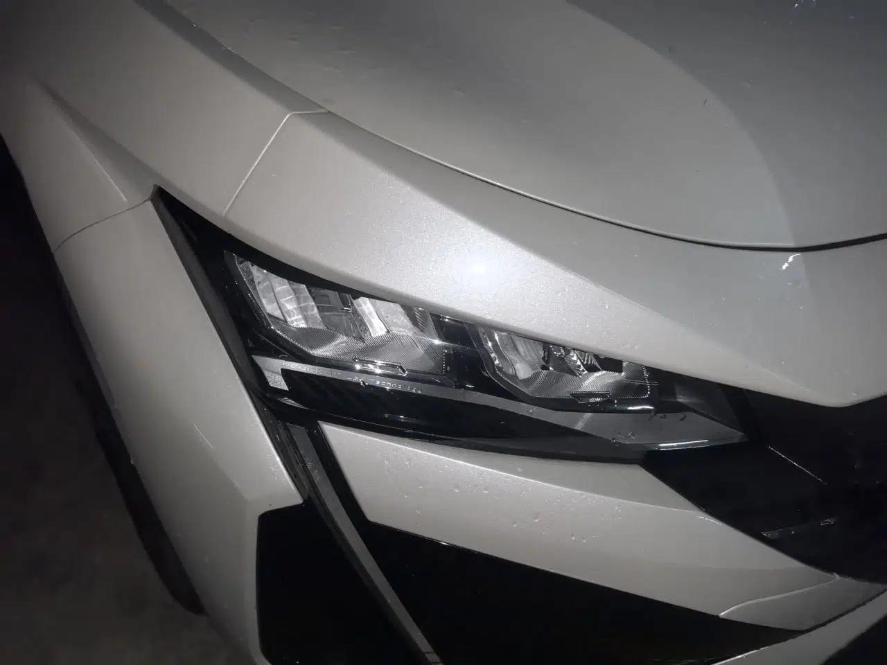 Peugeot 408X 2023 Charm Version — миниатюра 7