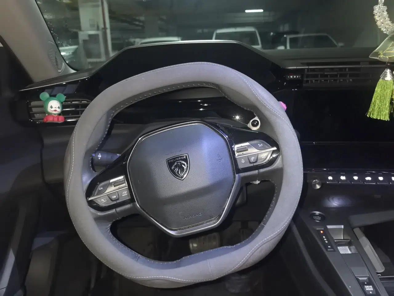 Peugeot 408X 2023 Charm Version — миниатюра 10