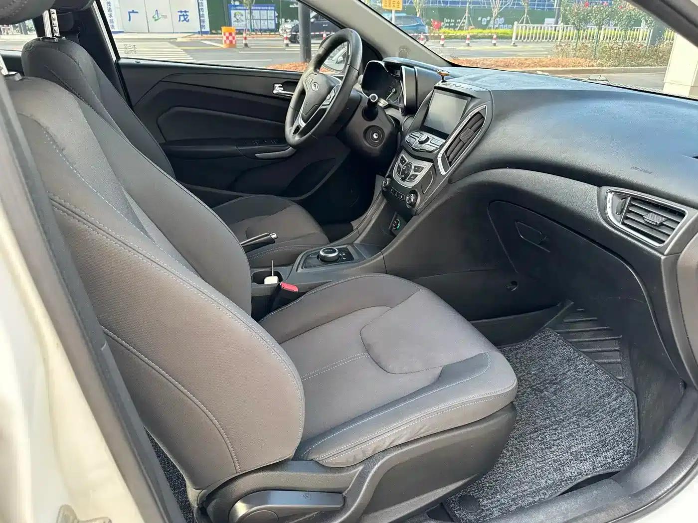 Chery Arrizo 5e 2017 Smart Edition — миниатюра 11