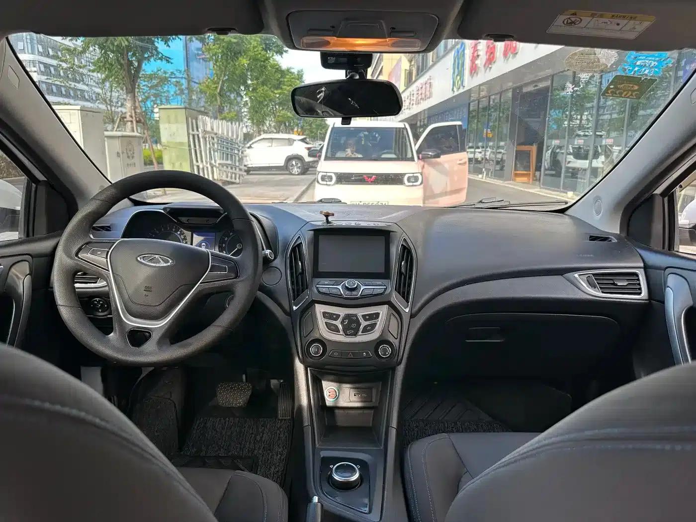 Chery Arrizo 5e 2017 Smart Edition — миниатюра 9