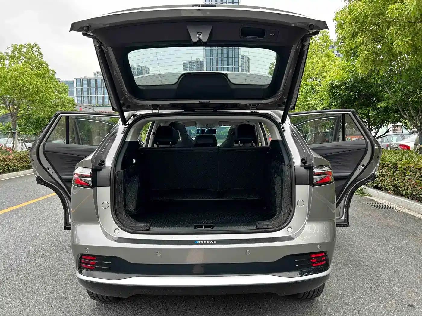Roewe D5X DMH 2024 135 Flagship Edition — миниатюра 17