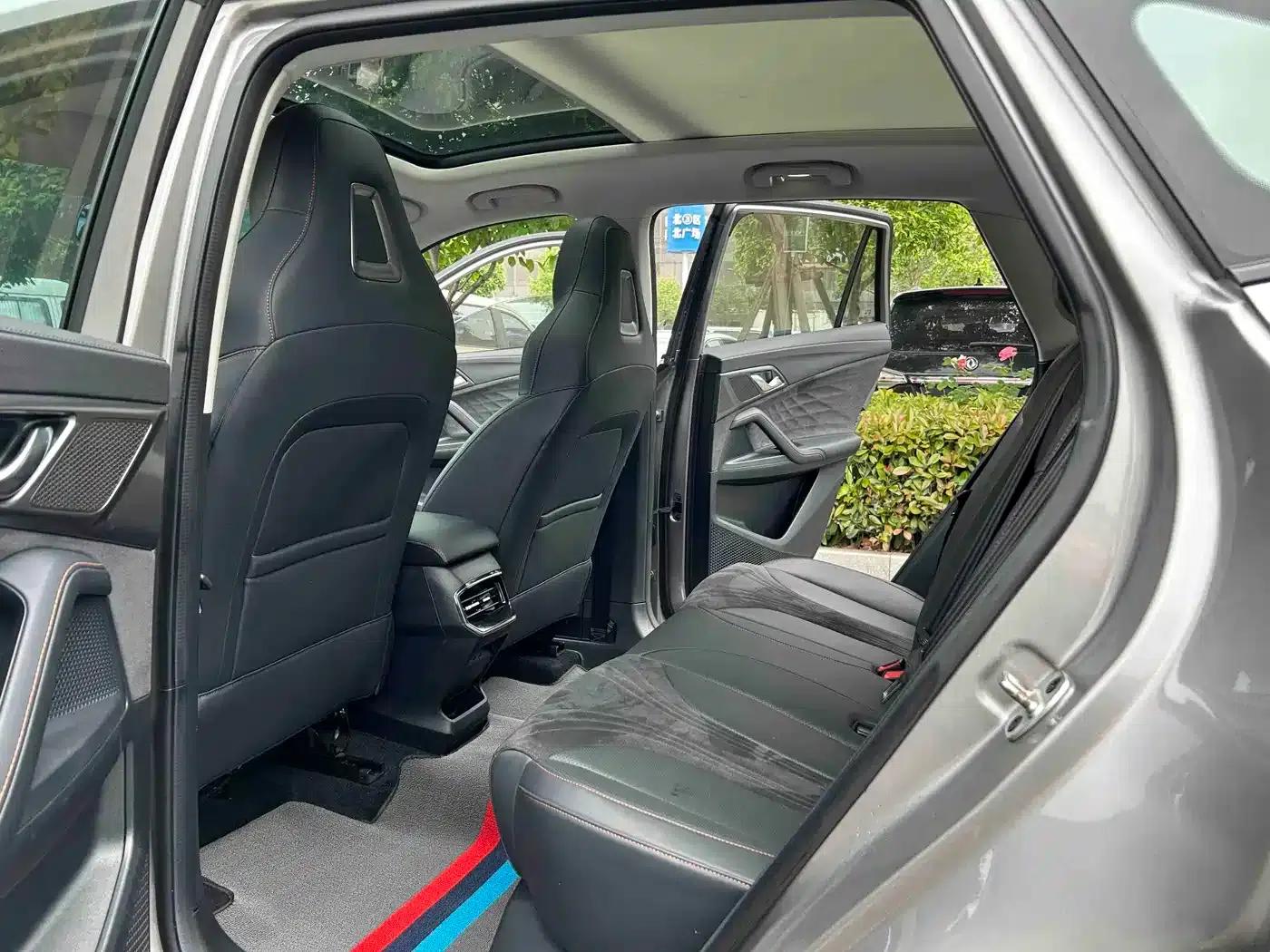 Roewe D5X DMH 2024 135 Flagship Edition — миниатюра 10