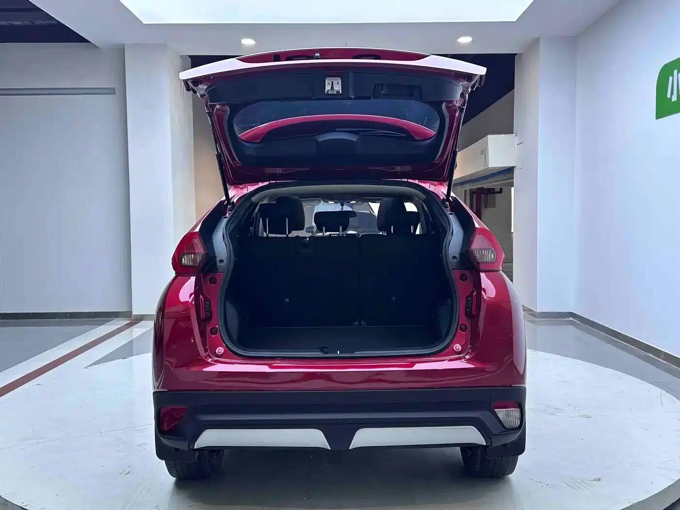 Eclipse Cross 2021 1.5T CVT 2WD Dream Edition — миниатюра 18