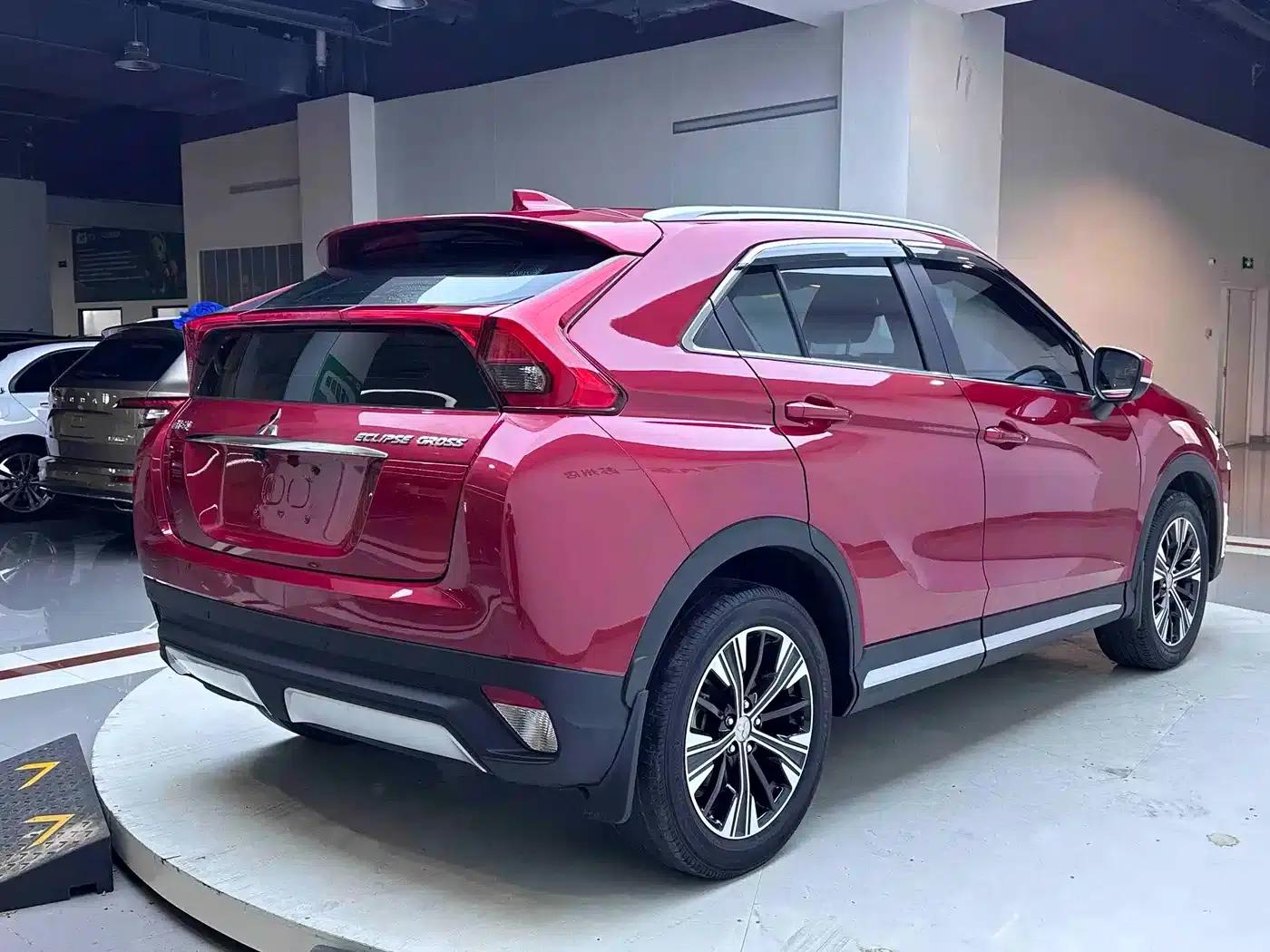 Eclipse Cross 2021 1.5T CVT 2WD Dream Edition — миниатюра 6
