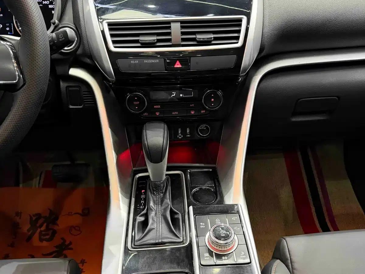 Eclipse Cross 2021 1.5T CVT 2WD Dream Edition — миниатюра 12