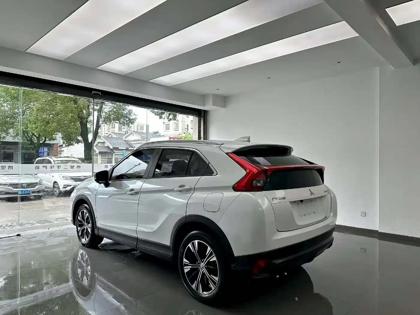 Eclipse Cross 2019 1.5T CVT 2WD Fearless Edition (China VI Emission Standard) — миниатюра 7