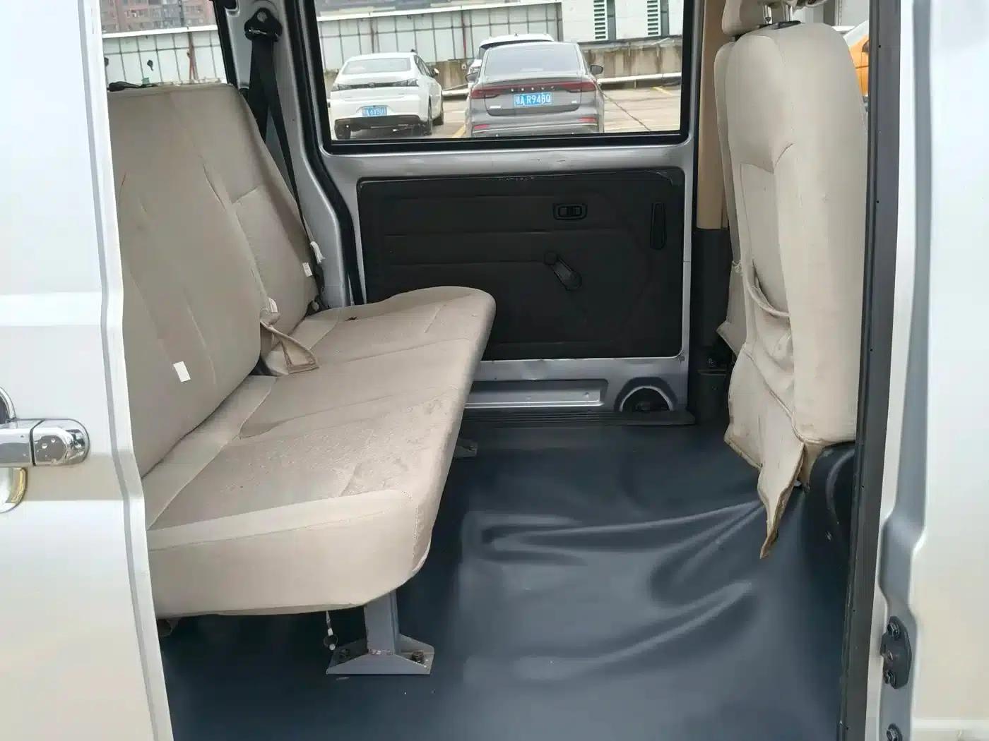 Wuling Rongguang S 2022 1.2L Standard Air-Conditioned 5-Seater LSI — миниатюра 10