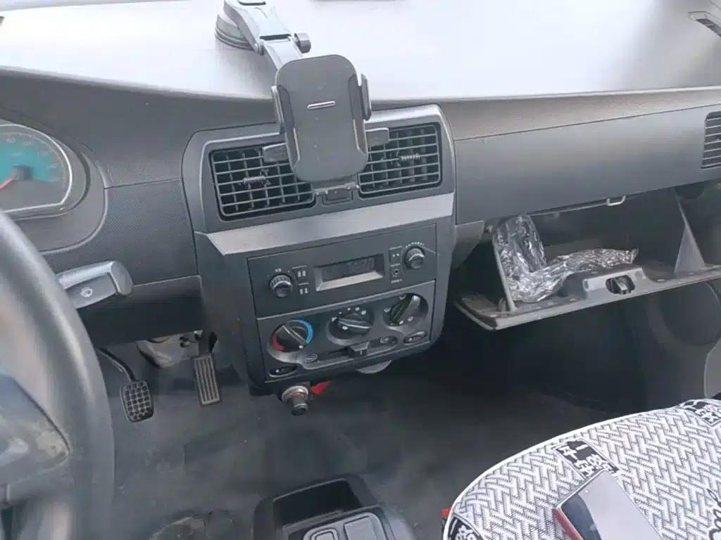 Wuling EV50 2021 model van logistics vehicle with Huishitong Ningde 41.86kWh Huichuan 2nd generation electric control system. — миниатюра 13