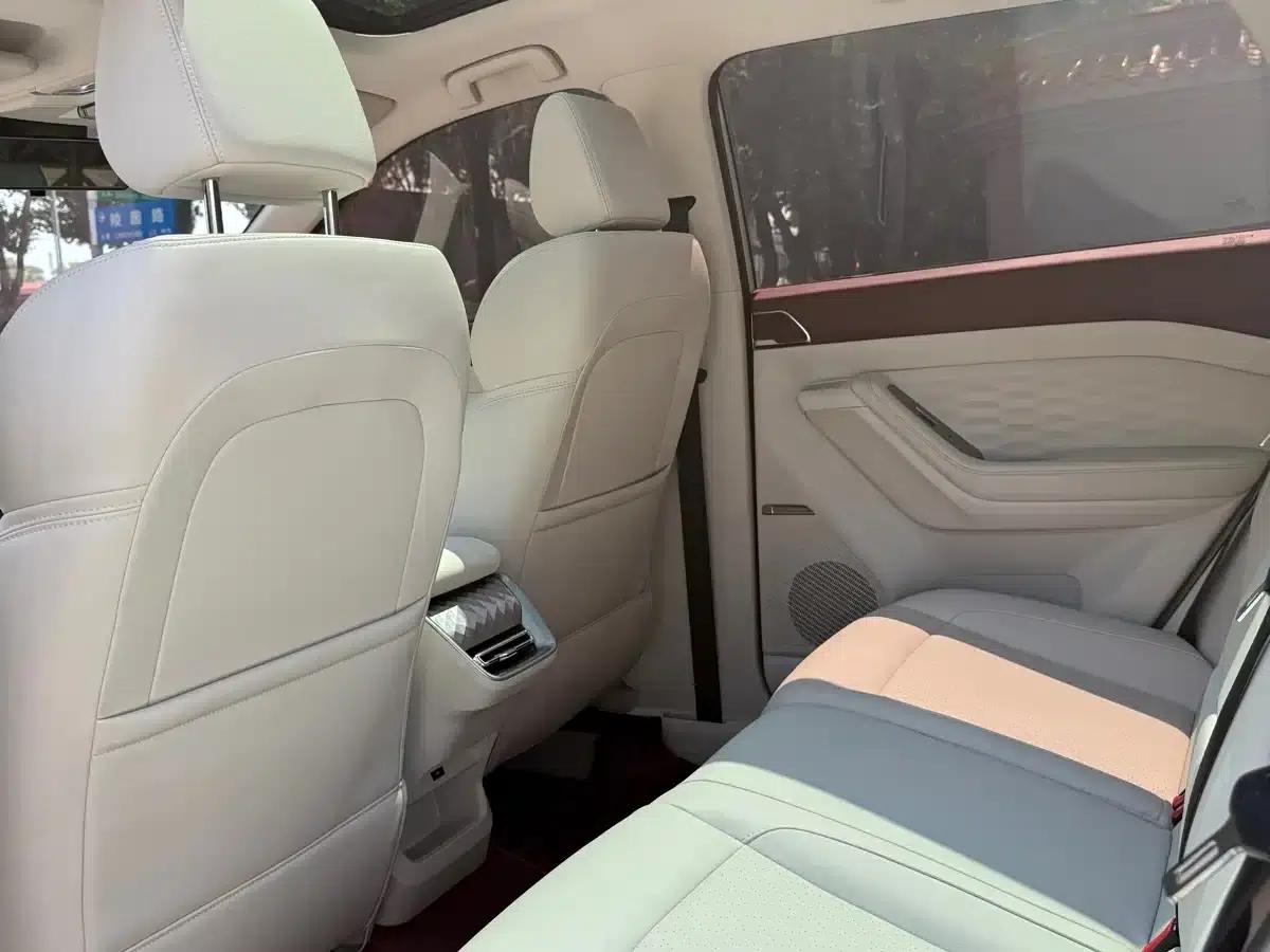 Wuling Xingyun 2023 2.0L DHT Flagship Edition — миниатюра 11