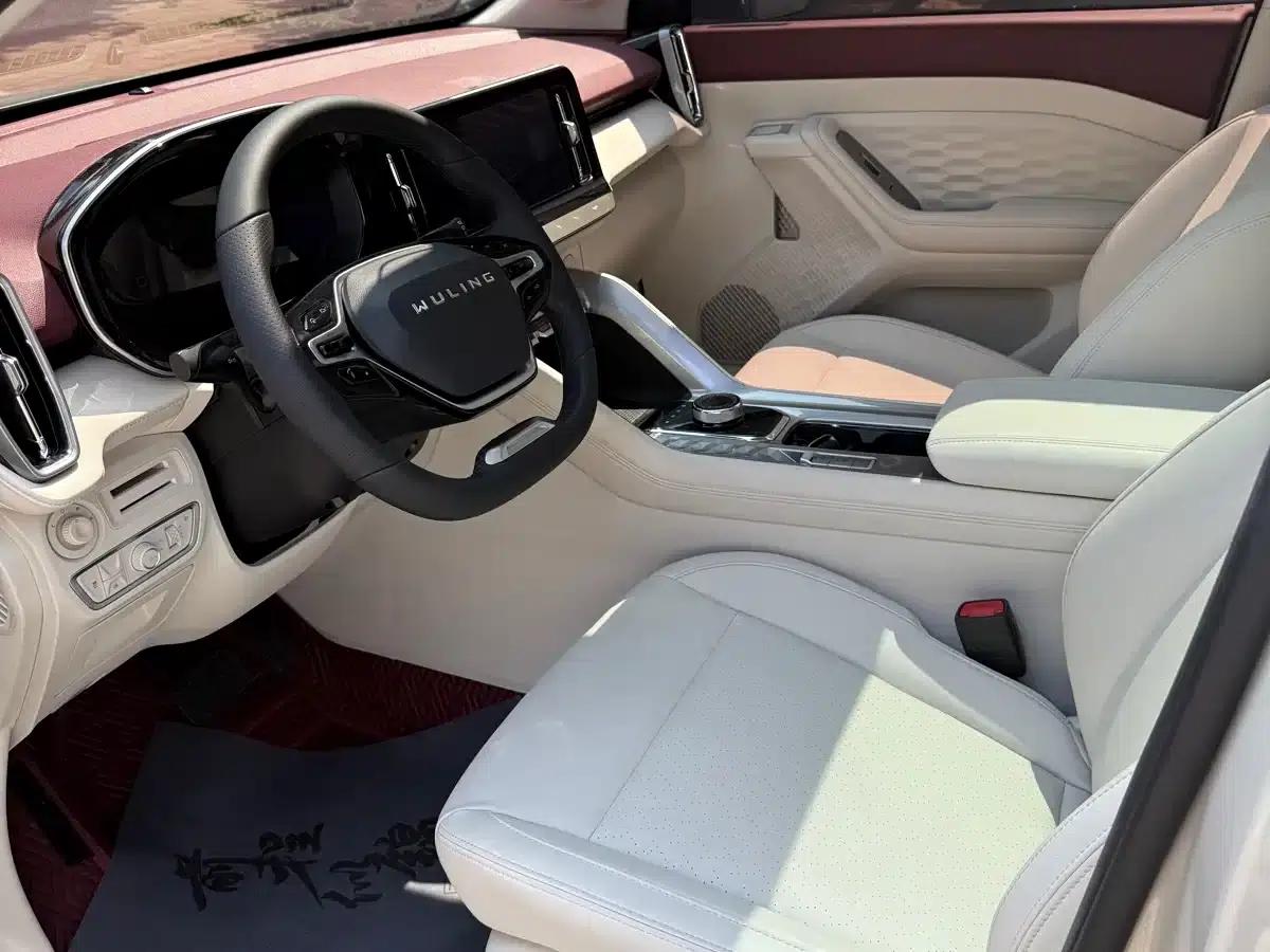 Wuling Xingyun 2023 2.0L DHT Flagship Edition — миниатюра 9