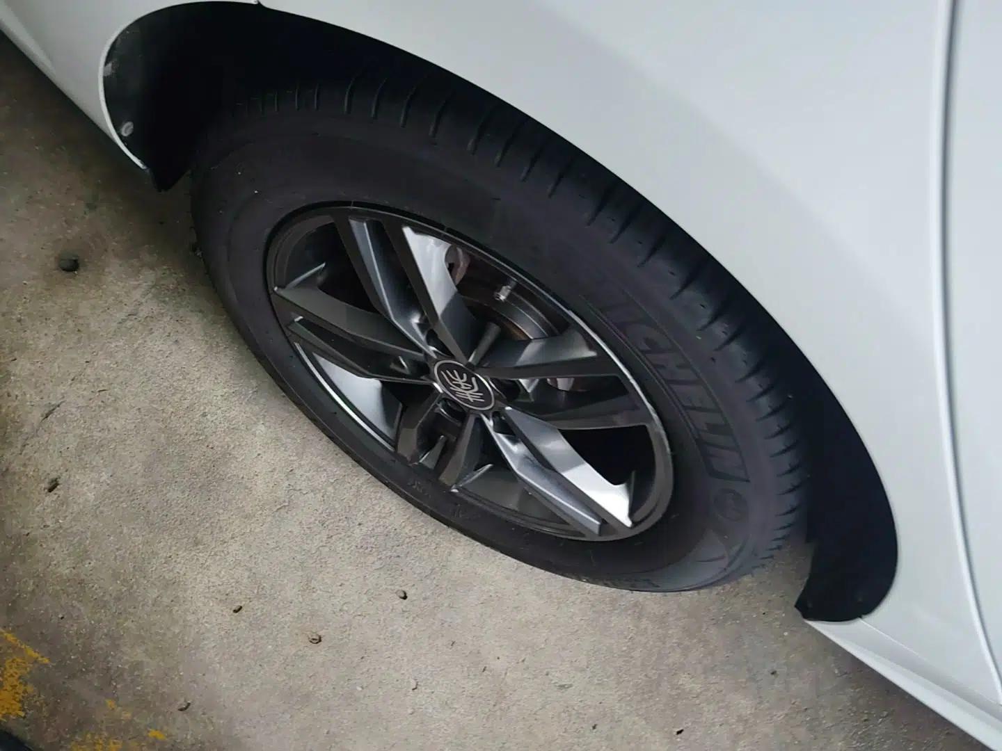 BYD Qin Pro 2020 Beyond Edition 1.5TI Manual Luxury Version — миниатюра 11