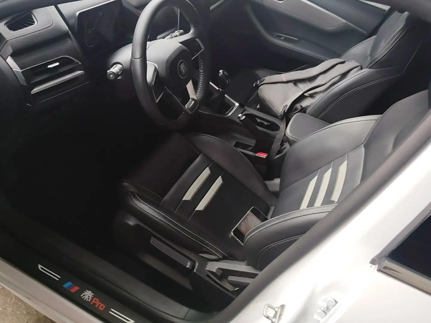 BYD Qin Pro 2020 Beyond Edition 1.5TI Manual Luxury Version — миниатюра 17