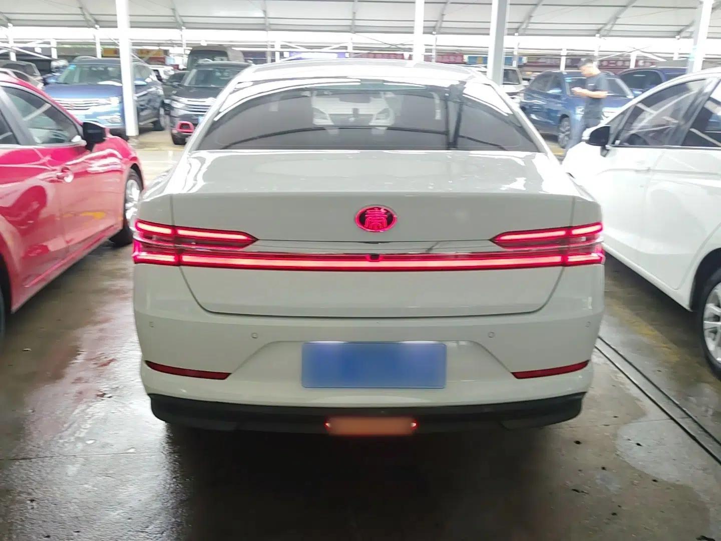 BYD Qin Pro 2020 Beyond Edition 1.5TI Manual Luxury Version — миниатюра 5