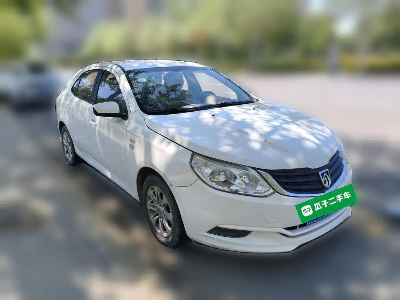 Baojun 630 2014 1.5L manual standard version — миниатюра 3