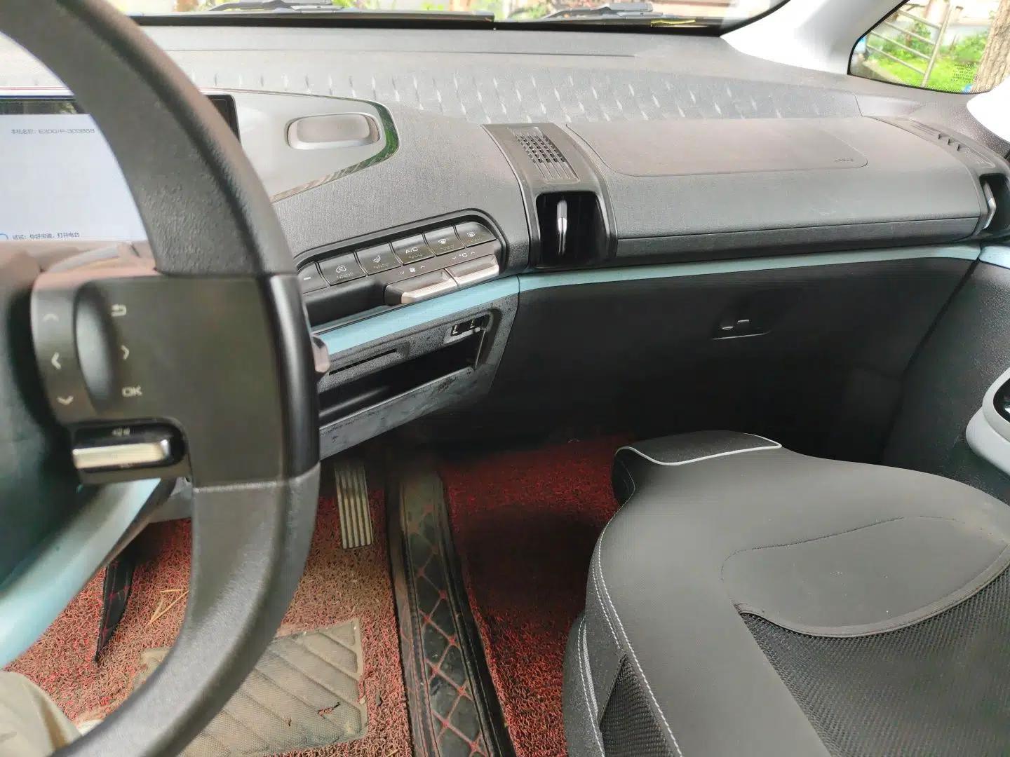 Baojun E300 2020 Plus Interstellar Future Edition — миниатюра 13