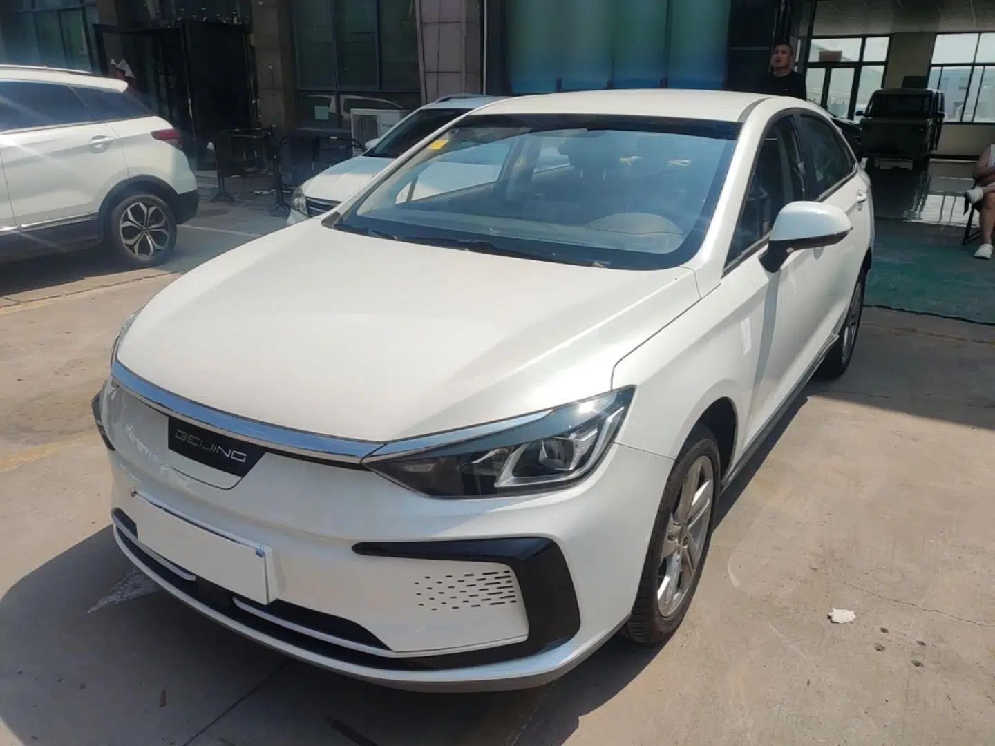 BAIC Beijing EU5 2025 Hongtu Standard Edition — миниатюра 1