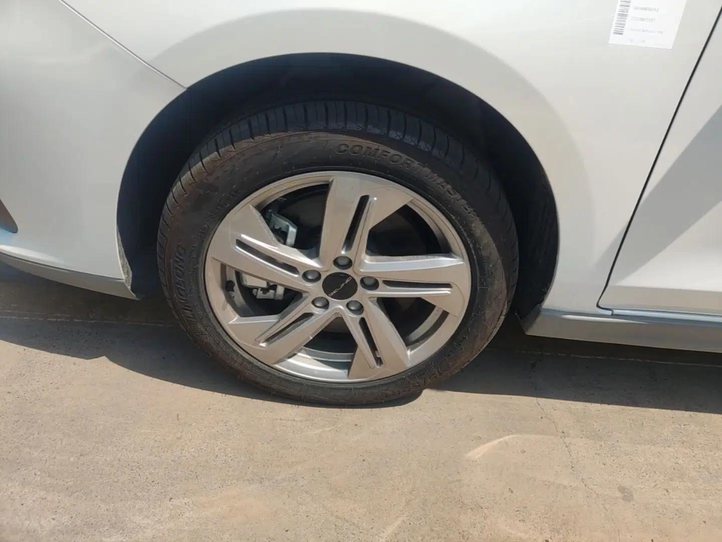 BAIC Beijing EU5 2025 Hongtu Standard Edition — миниатюра 10