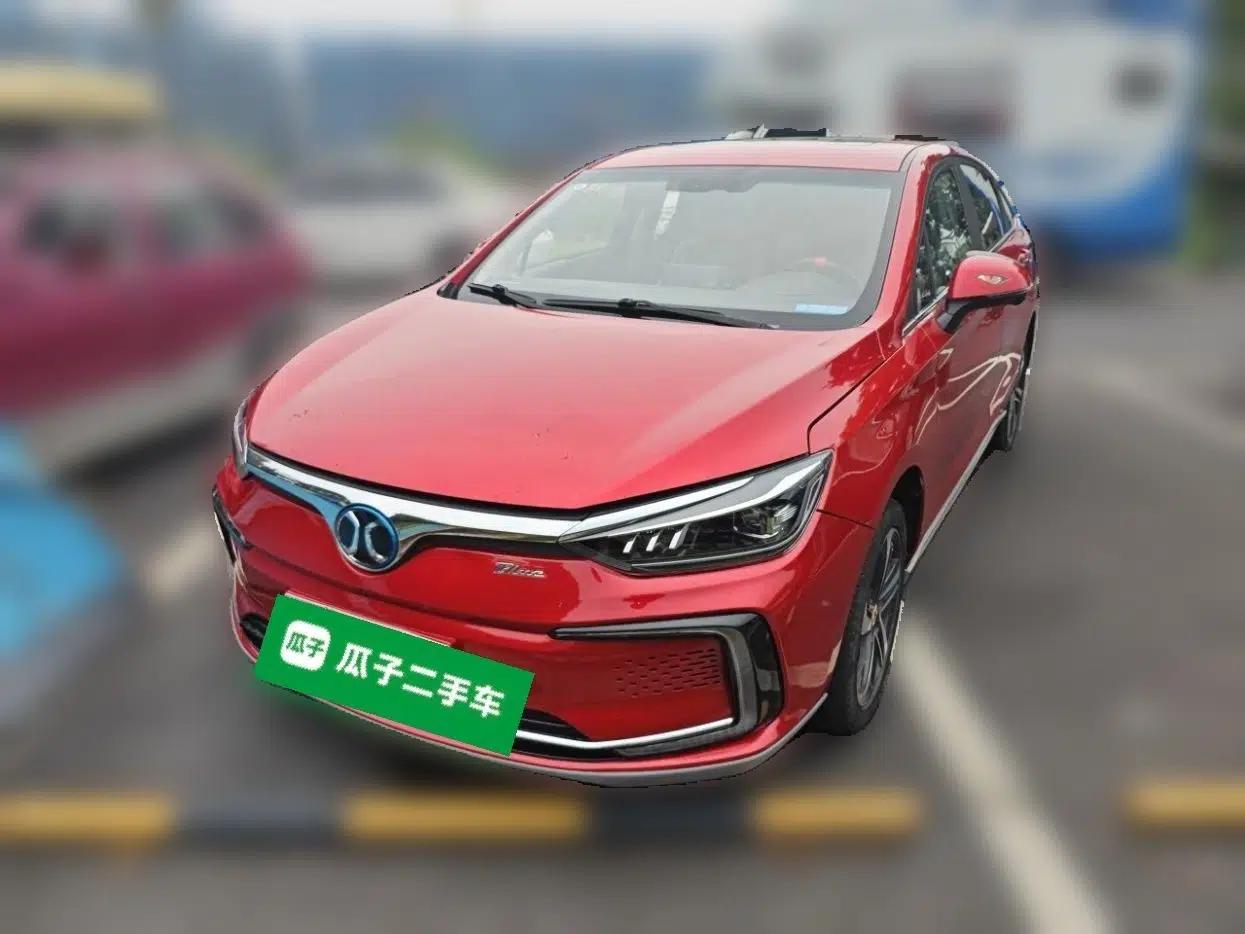 BAIC Beijing EU5 2018 R500 Smart Wind Edition — миниатюра 1