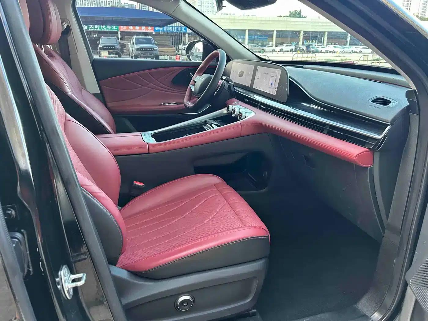 Exeed Yaoguang 2023 400T 2WD Premium Flying Fish Edition — миниатюра 9
