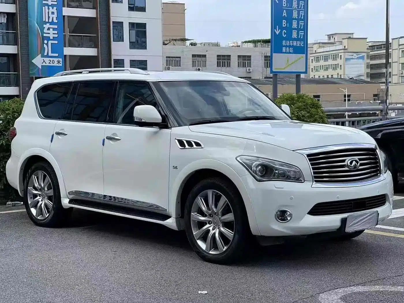Infiniti QX80 2013 5.6L 4WD — миниатюра 3