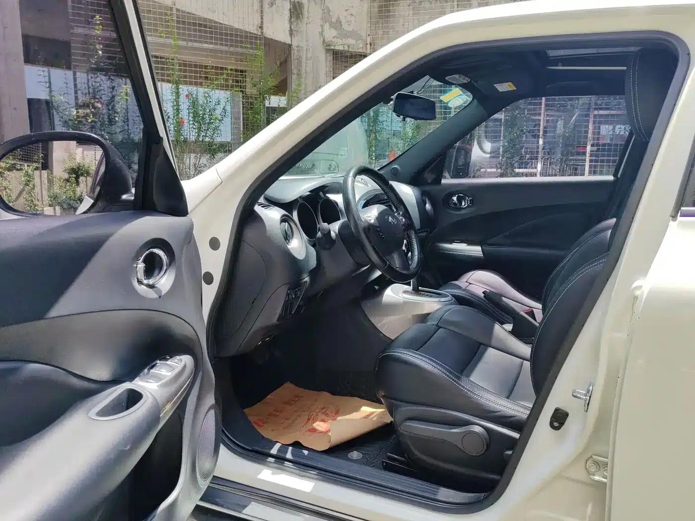 Infiniti ESQ 2014 1.6L Sporty Edition — миниатюра 4