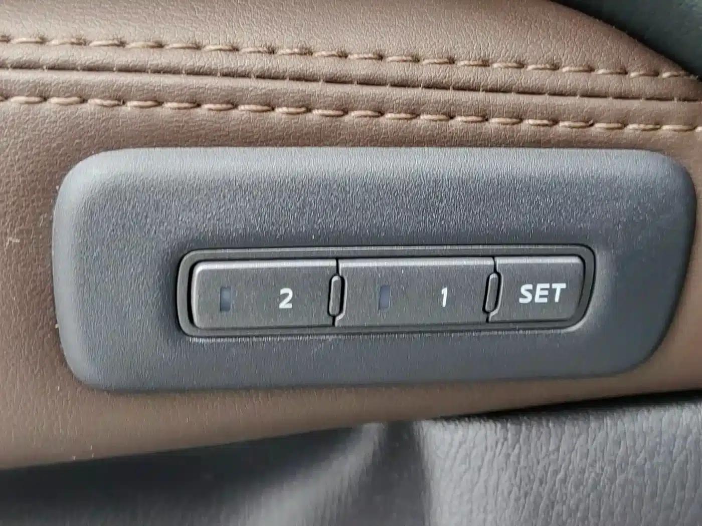 Infiniti JX 2013 JX35 2WD Excellence Edition — миниатюра 15